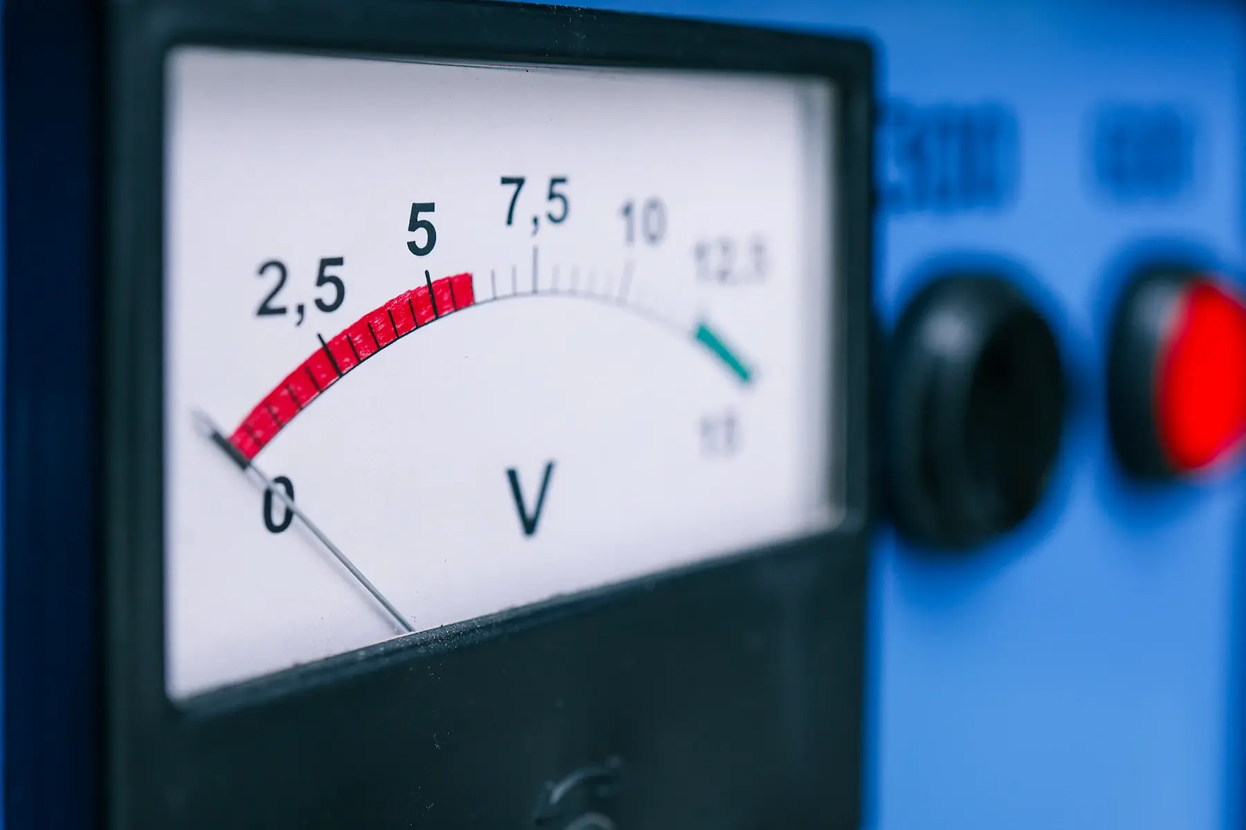 AdobeStock_1196808547__Electrical__Large-Block